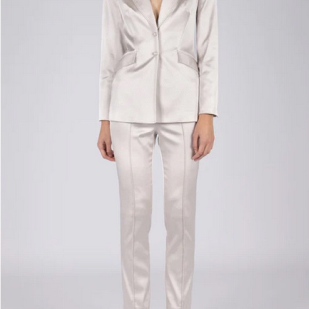 HH Embossed Stretch Satin Pant Frost